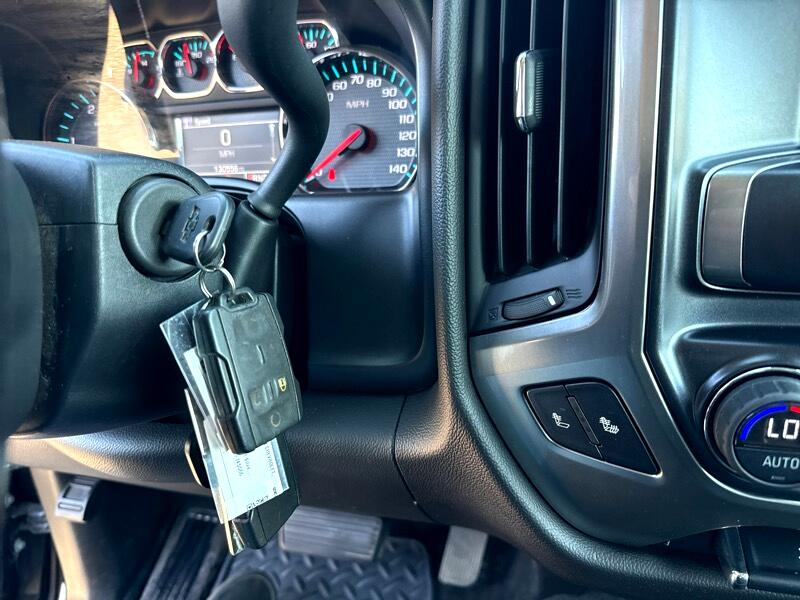Chevrolet Silverado 3500HD LT Crew Cab 4WD 2016 Chevrolet Silverado 3500HD LT Crew Cab 4WD 2016