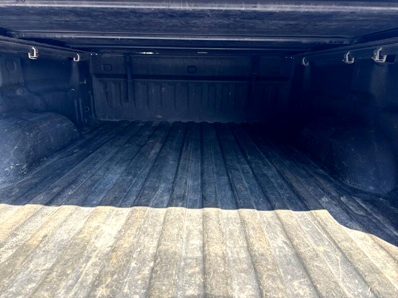 Chevrolet Silverado 3500HD LT Crew Cab 4WD 2016 Chevrolet Silverado 3500HD LT Crew Cab 4WD 2016