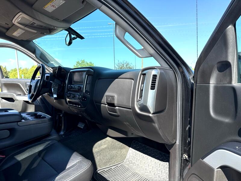 Chevrolet Silverado 3500HD LT Crew Cab 4WD 2016 Chevrolet Silverado 3500HD LT Crew Cab 4WD 2016