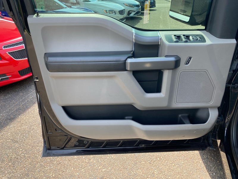 Ford F-150 XLT 4WD SuperCrew 5.5' Box 2017