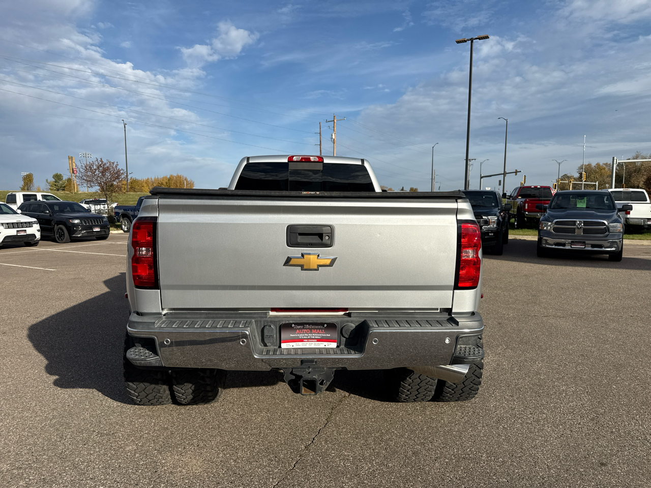 Chevrolet Silverado 3500HD LTZ Crew Cab 4WD 2015 Chevrolet Silverado 3500HD LTZ Crew Cab 4WD 2015