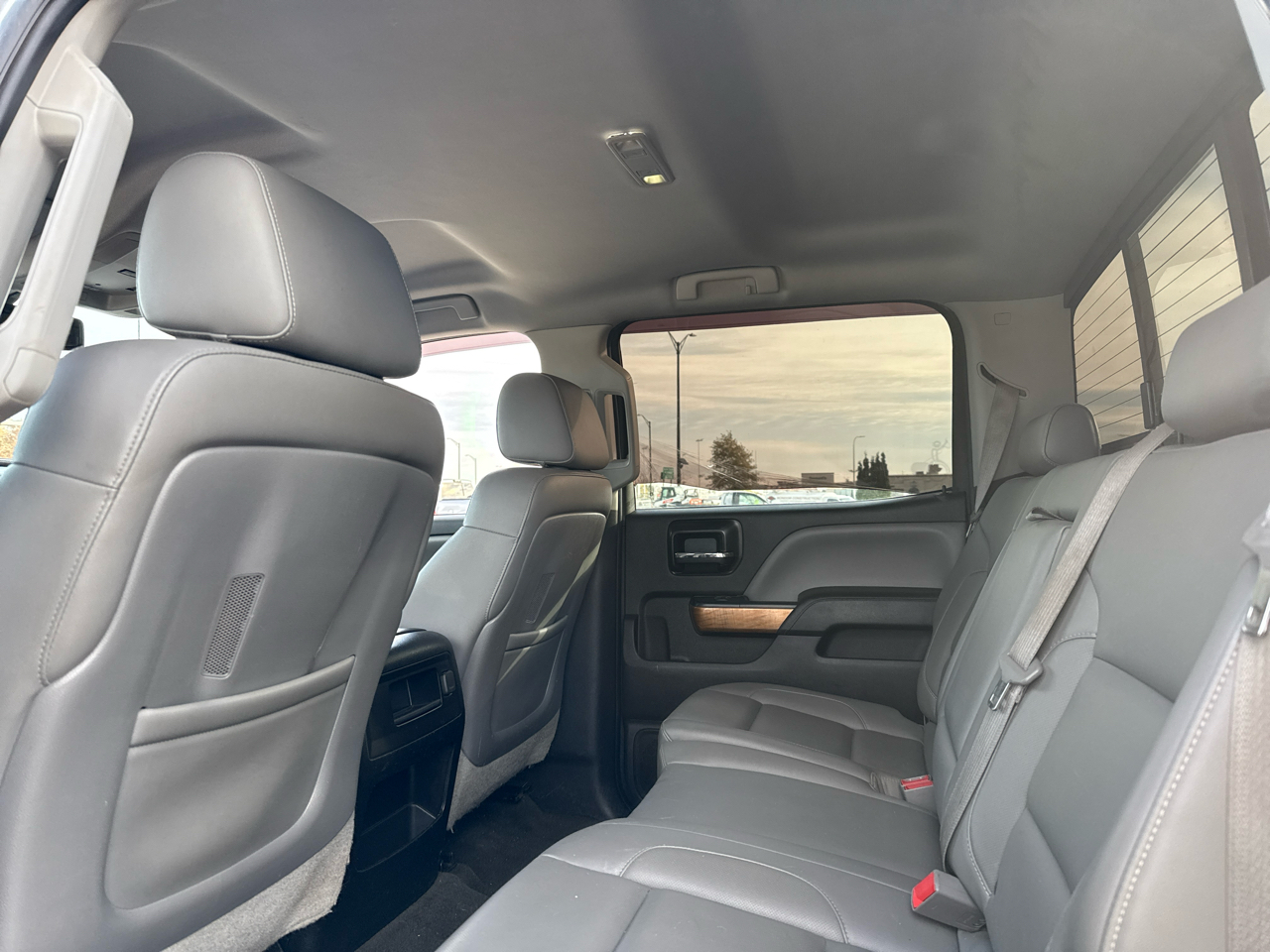 Chevrolet Silverado 3500HD LTZ Crew Cab 4WD 2015 Chevrolet Silverado 3500HD LTZ Crew Cab 4WD 2015