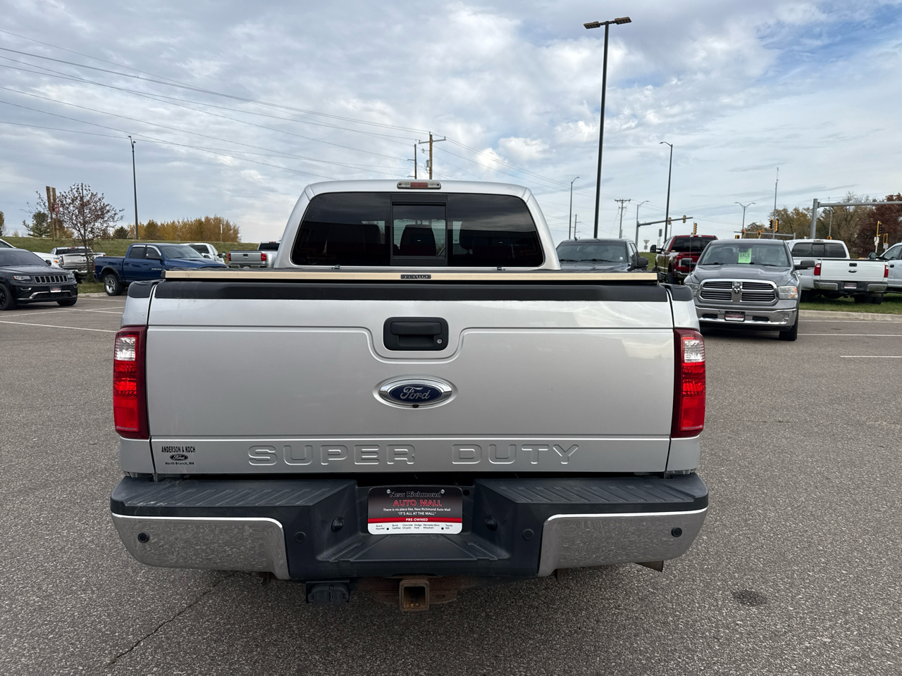 Ford F-250 SD Lariat Crew Cab 4WD 2013 Ford F-250 SD Lariat Crew Cab 4WD 2013