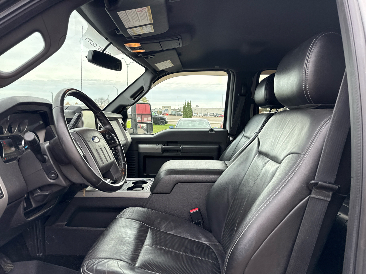 Ford F-250 SD Lariat Crew Cab 4WD 2013 Ford F-250 SD Lariat Crew Cab 4WD 2013