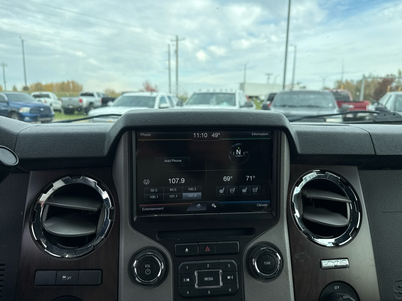 Ford F-250 SD Lariat Crew Cab 4WD 2013 Ford F-250 SD Lariat Crew Cab 4WD 2013