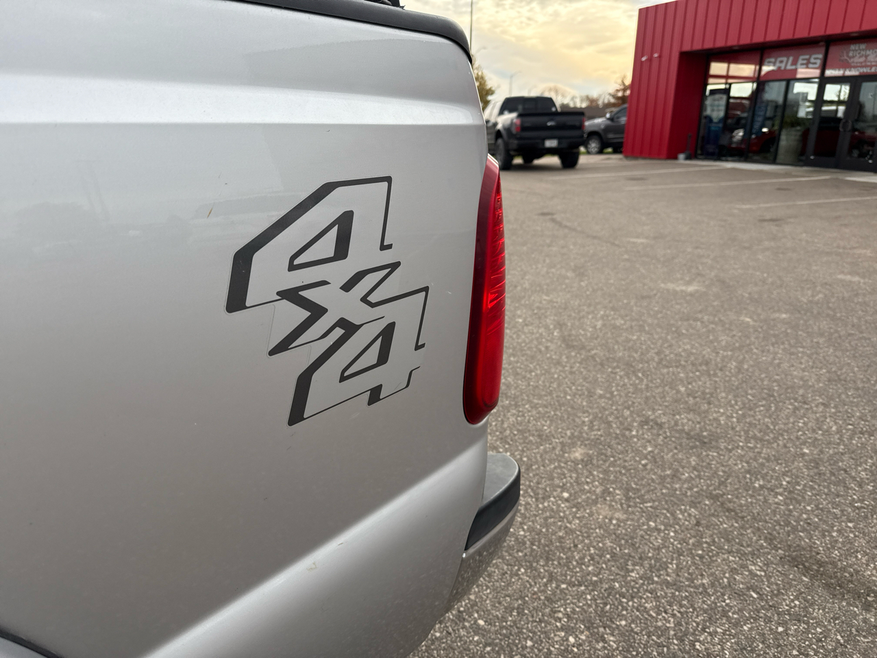 Ford F-250 SD Lariat Crew Cab 4WD 2013 Ford F-250 SD Lariat Crew Cab 4WD 2013