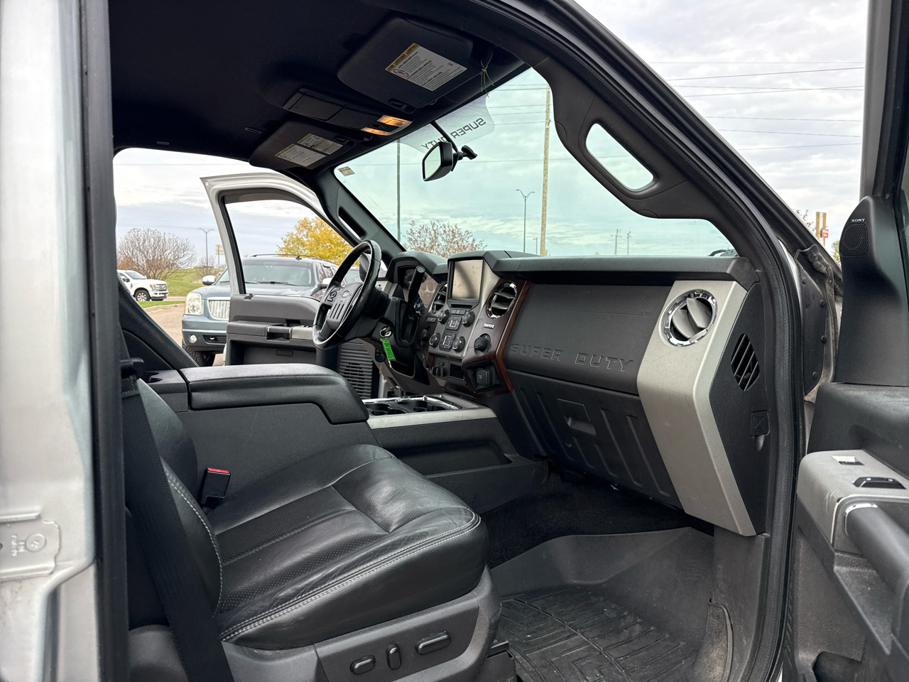 Ford F-250 SD Lariat Crew Cab 4WD 2013 Ford F-250 SD Lariat Crew Cab 4WD 2013