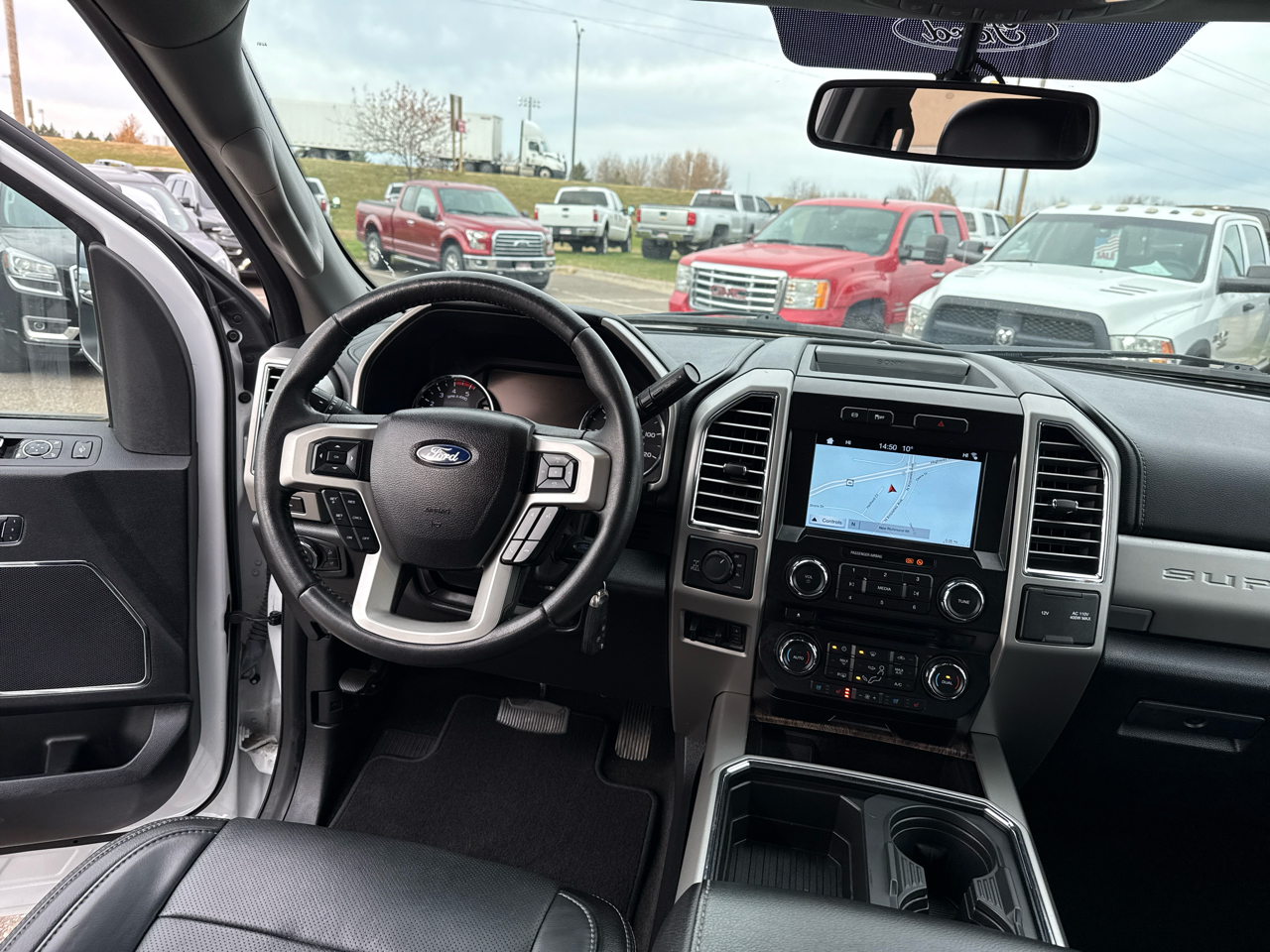 Ford F-350 SD Lariat Crew Cab 4WD 2017