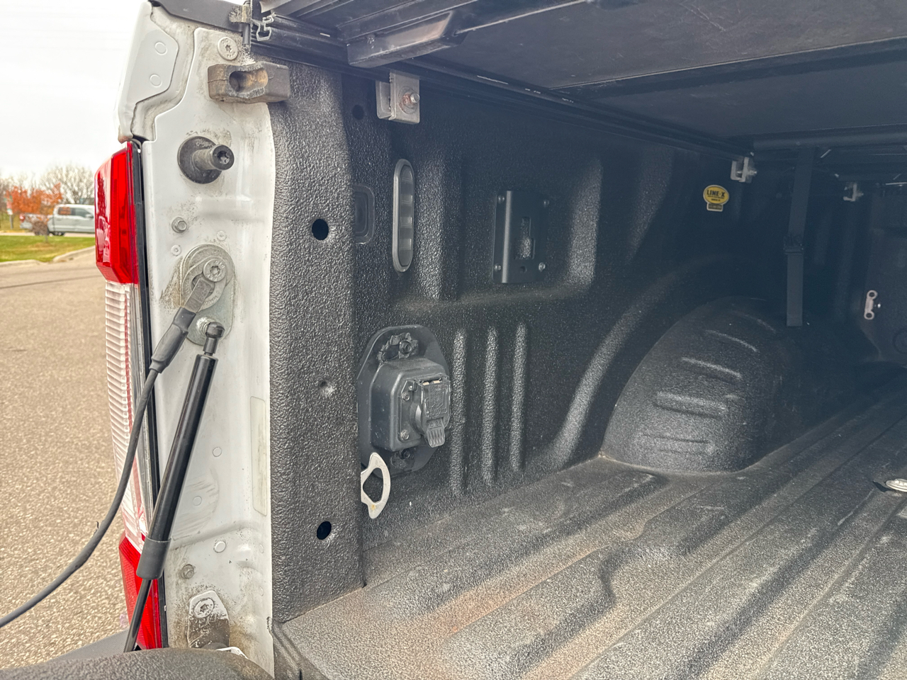 Ford F-350 SD Lariat Crew Cab 4WD 2017