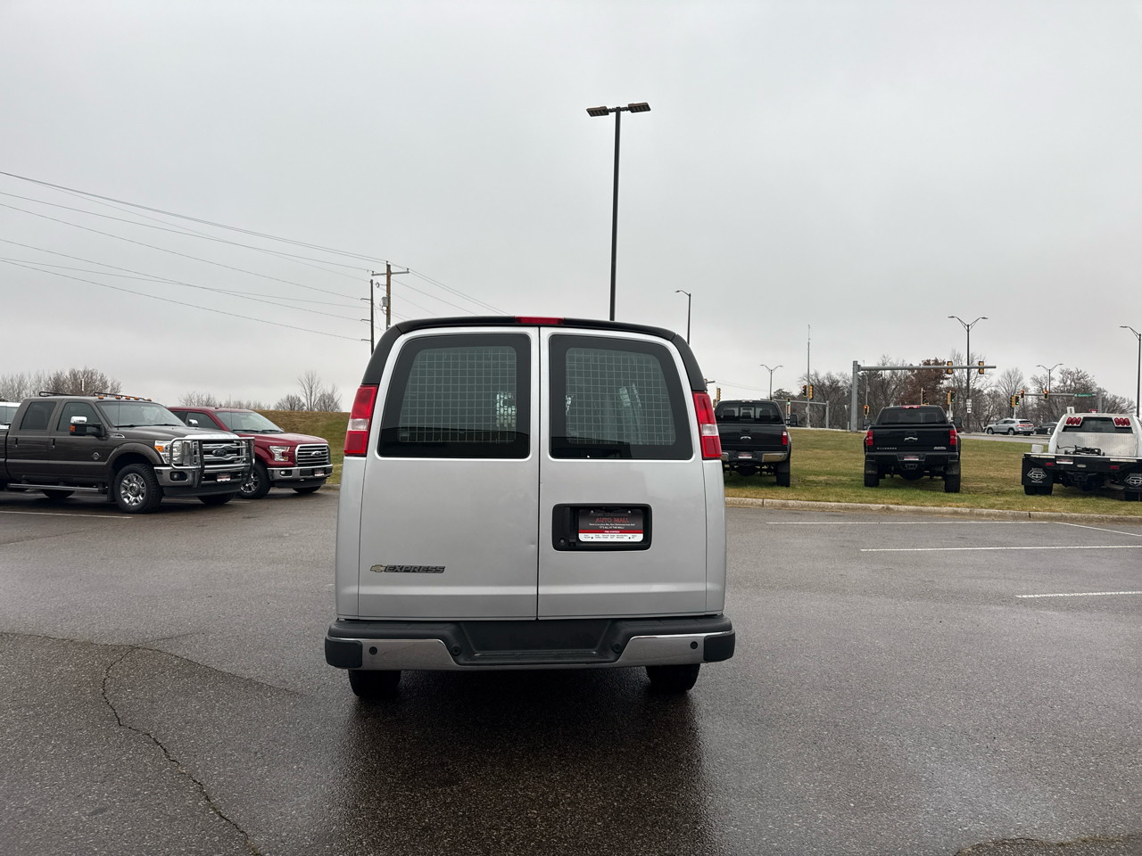 2021 Chevrolet Express 3500 Cargo photo 3