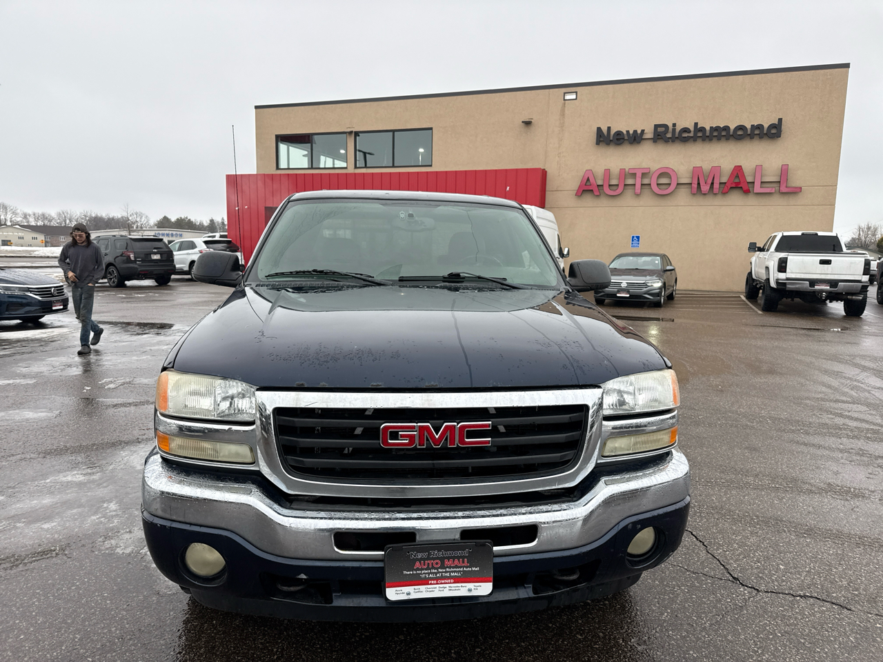 GMC Sierra 1500 SLE Crew Cab Short Bed 4WD 2005