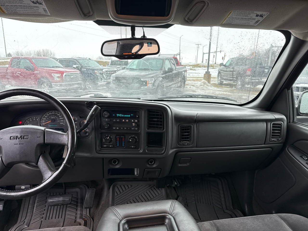 GMC Sierra 1500 SLE Crew Cab Short Bed 4WD 2005