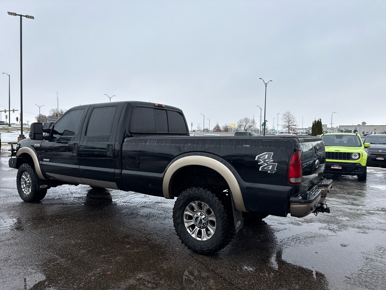 Ford F-250 SD Lariat Crew Cab 4WD 2005