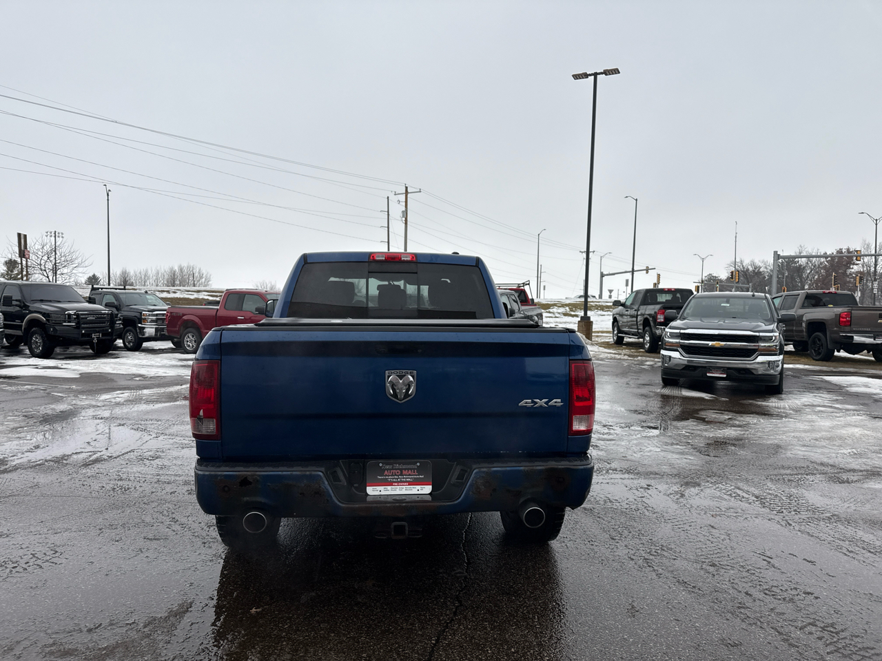 RAM 1500 Laramie Crew Cab 4WD 2010