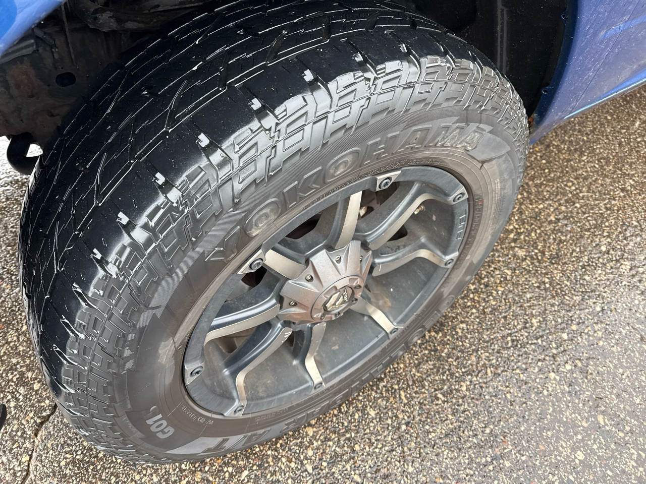 RAM 1500 Laramie Crew Cab 4WD 2010