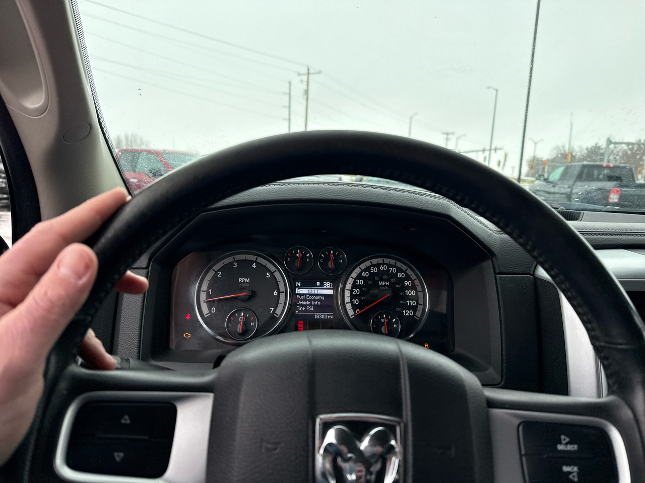 RAM 1500 Laramie Crew Cab 4WD 2010