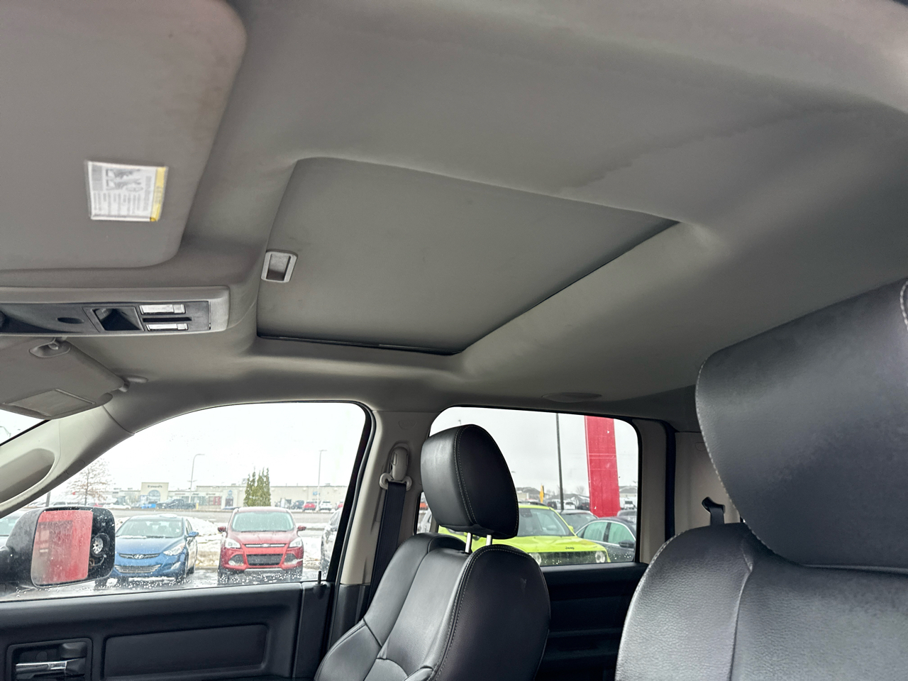 RAM 1500 Laramie Crew Cab 4WD 2010