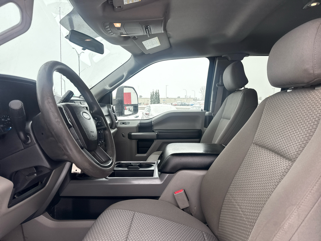 Ford F-250 SD XLT SuperCab Short Bed 4WD 2017