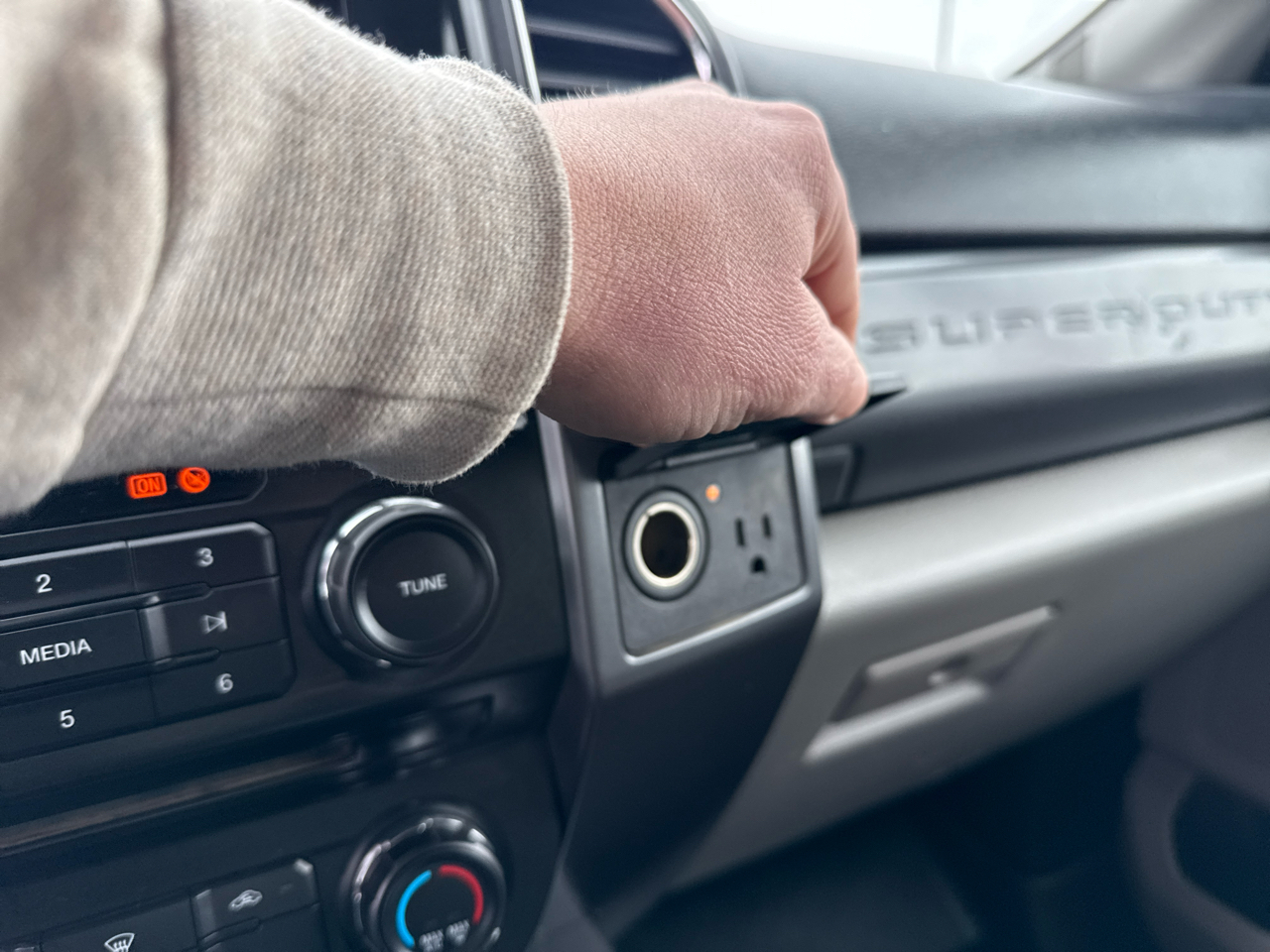 Ford F-250 SD XLT SuperCab Short Bed 4WD 2017