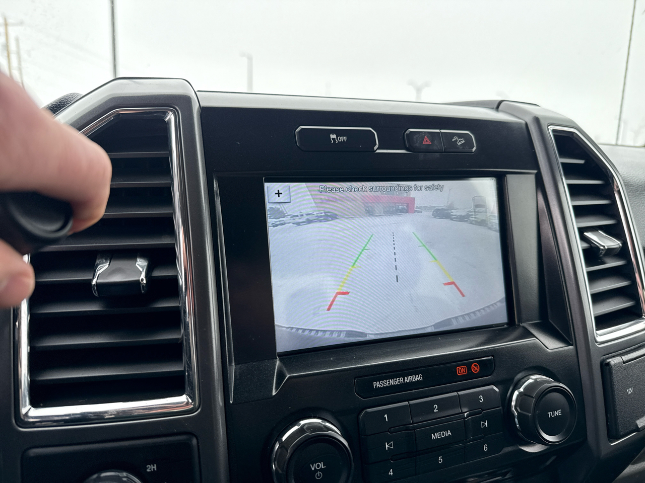 Ford F-250 SD XLT SuperCab Short Bed 4WD 2017