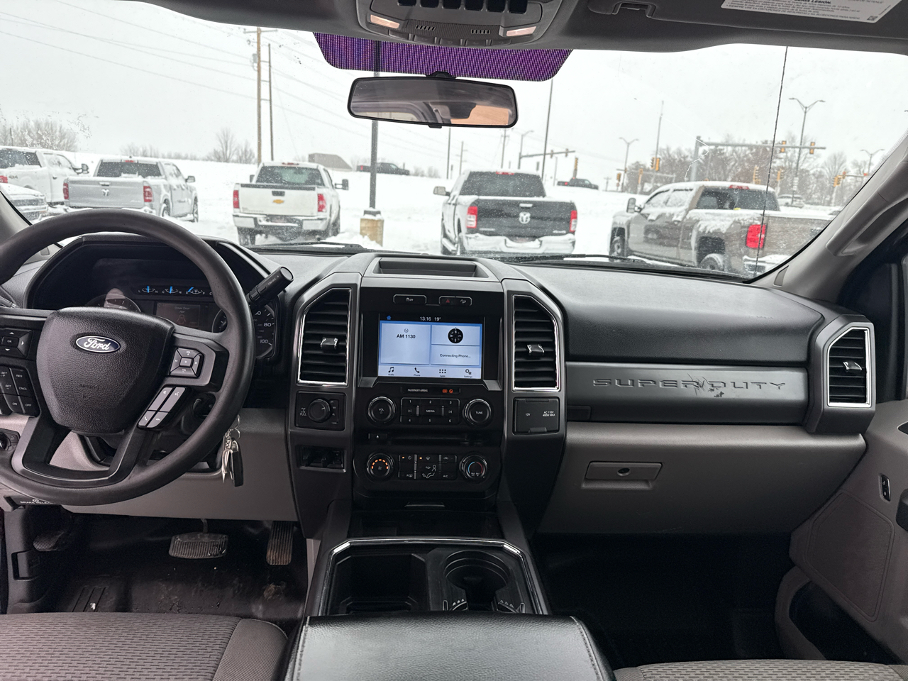 Ford F-250 SD XLT SuperCab Short Bed 4WD 2017