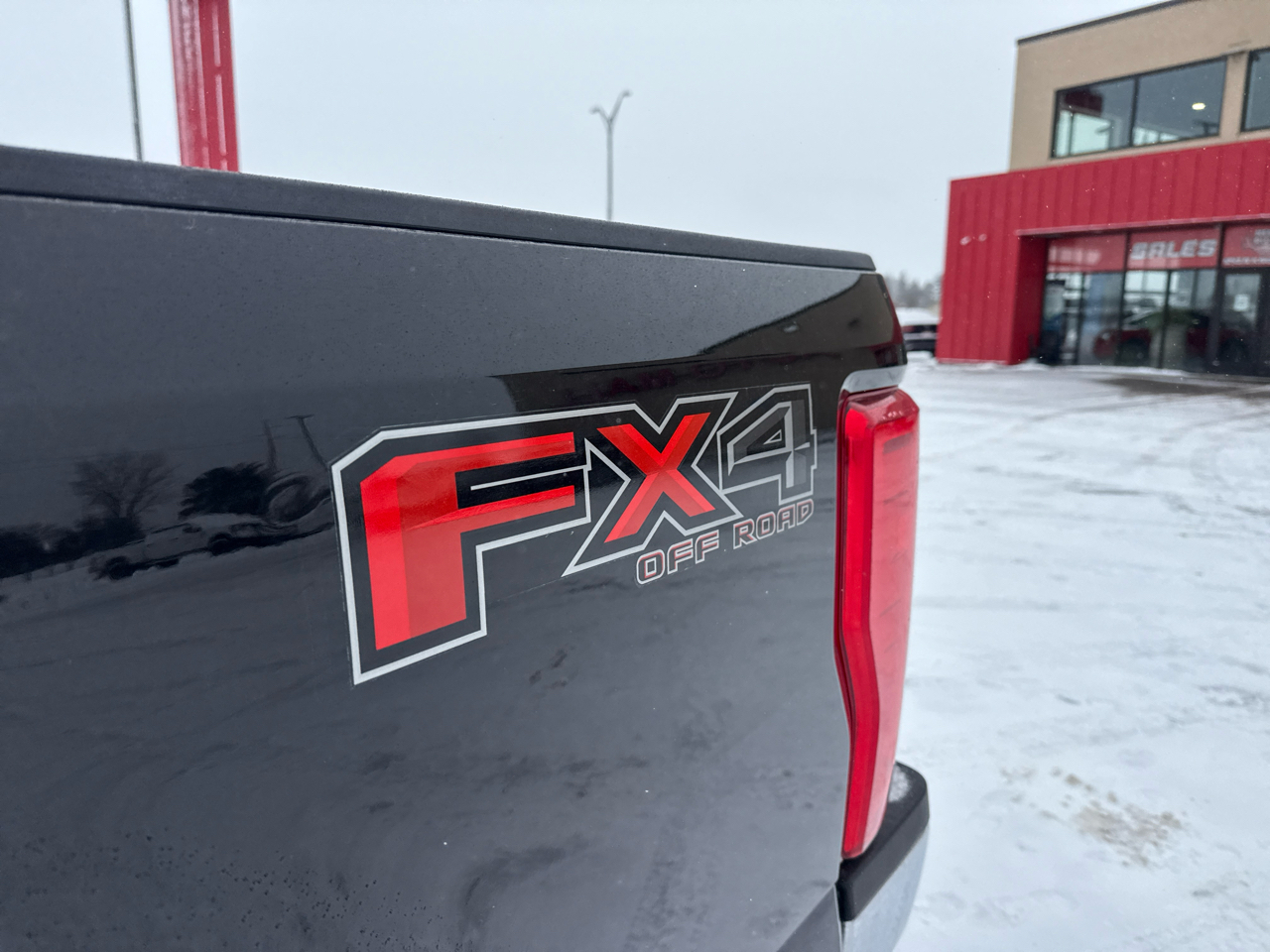 Ford F-250 SD XLT SuperCab Short Bed 4WD 2017