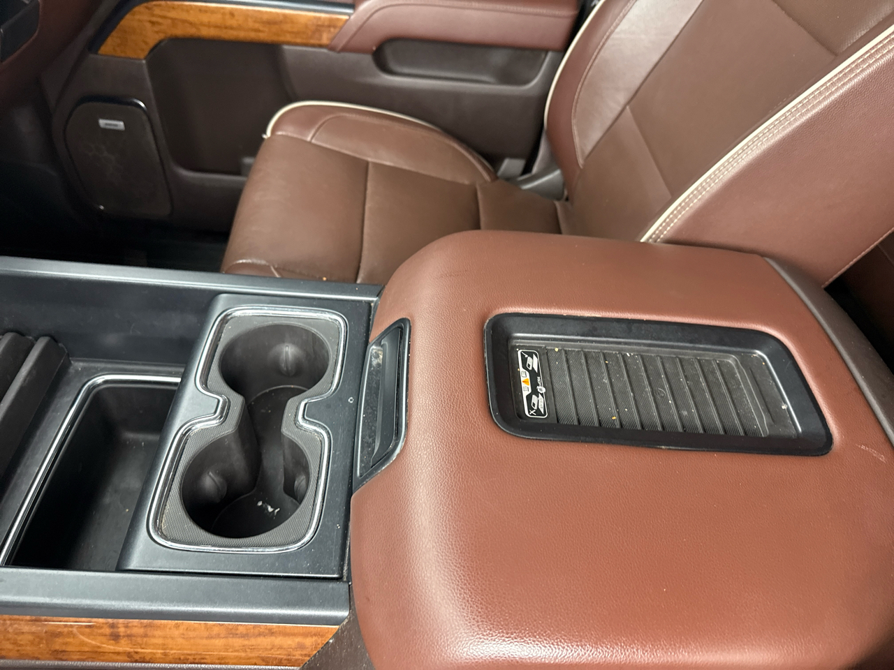 Chevrolet Silverado 3500HD LTZ Crew Cab 4WD 2016