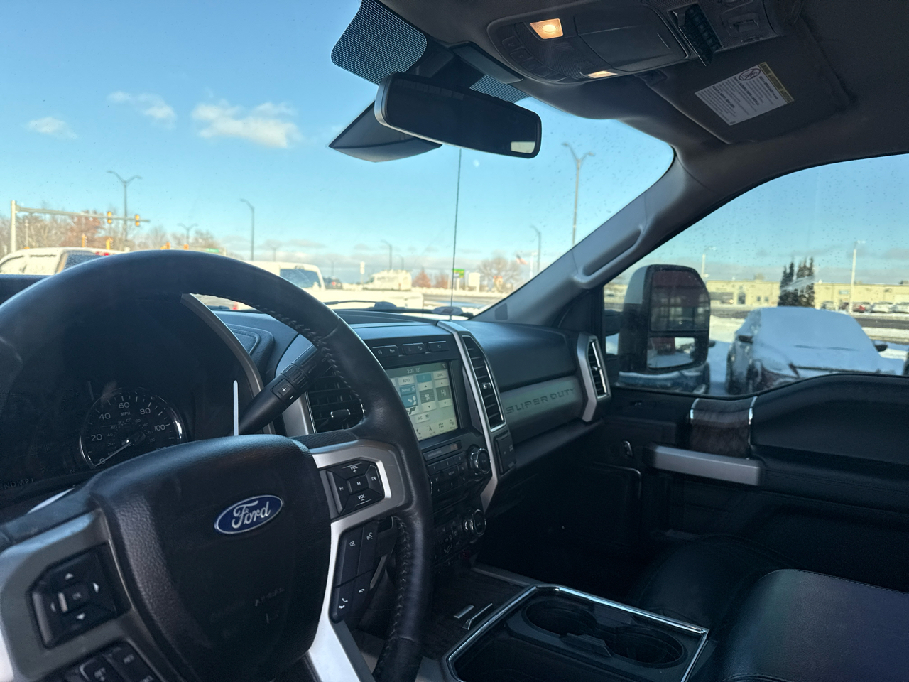 Ford F-250 SD Lariat Crew Cab 4WD 2018