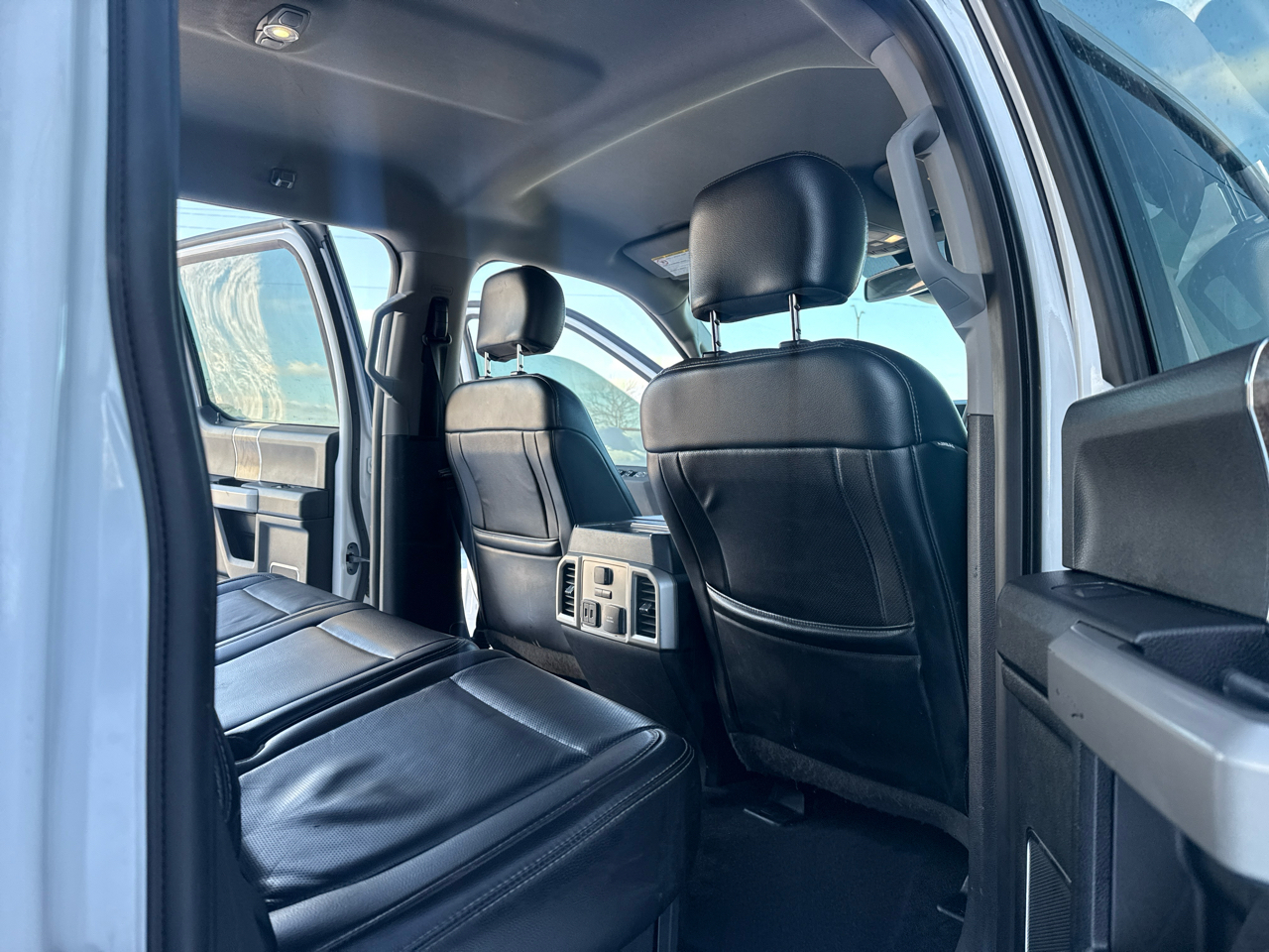 Ford F-250 SD Lariat Crew Cab 4WD 2018