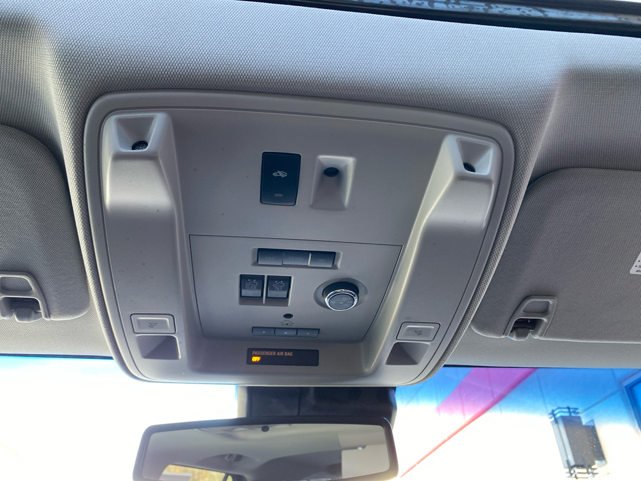 GMC Yukon Denali 4WD 2019