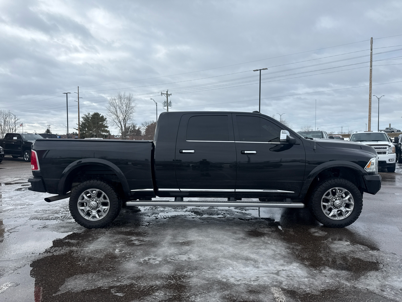 RAM 2500 Longhorn Mega Cab SWB 4WD 2016