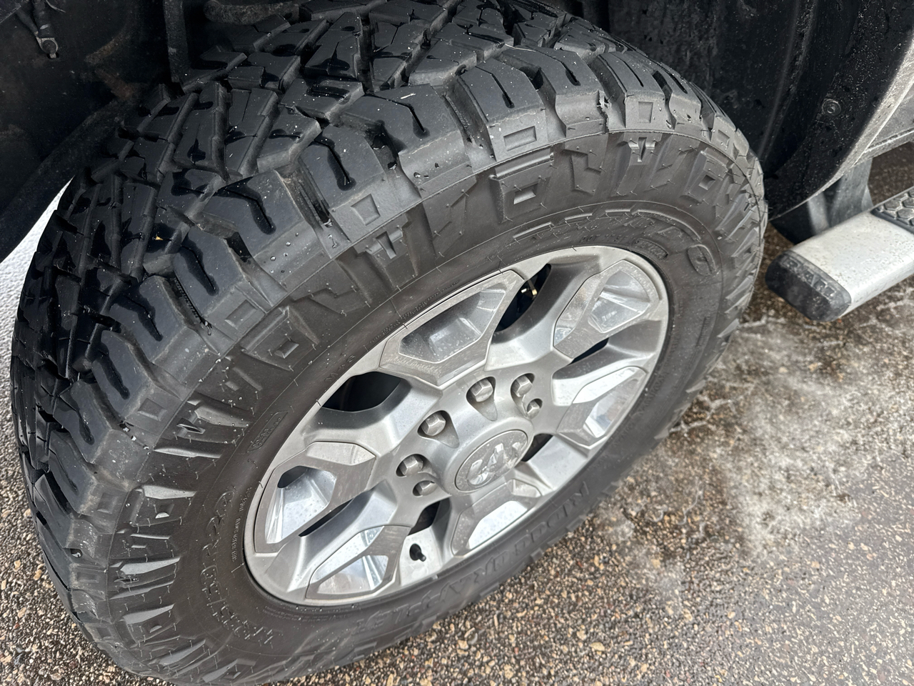 RAM 2500 Longhorn Mega Cab SWB 4WD 2016