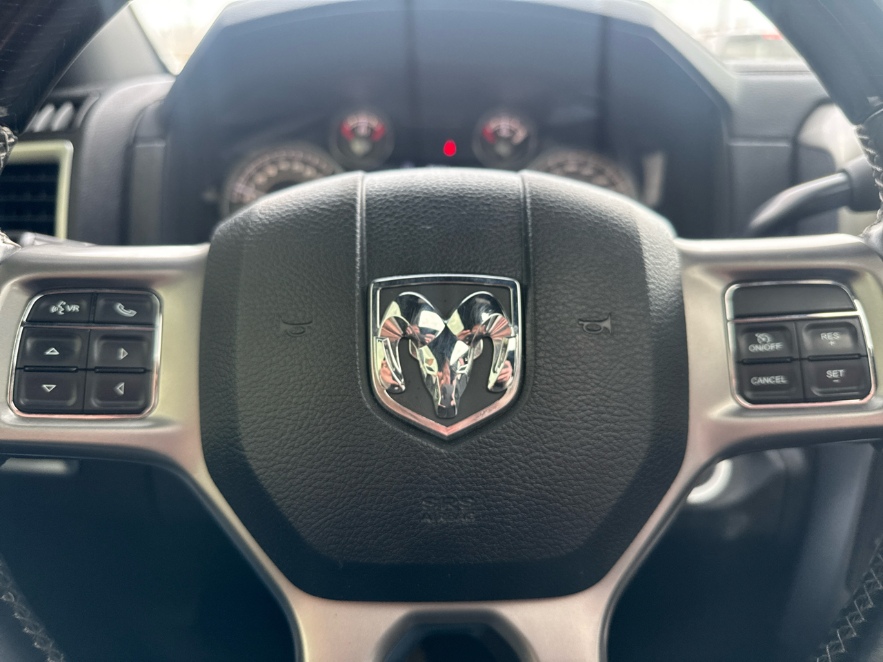 RAM 2500 Longhorn Mega Cab SWB 4WD 2016