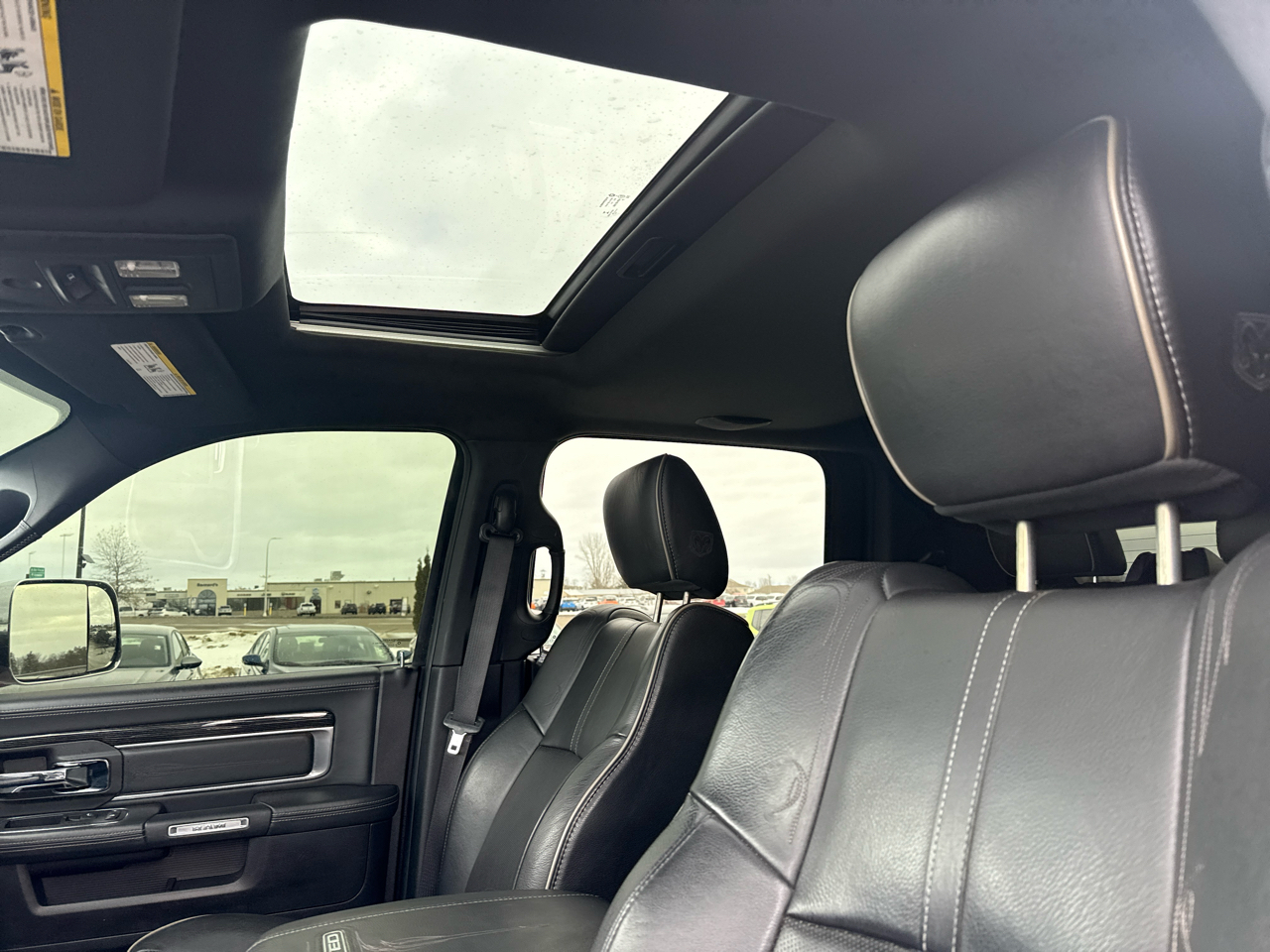 RAM 2500 Longhorn Mega Cab SWB 4WD 2016