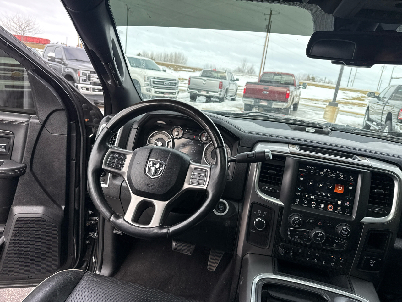 RAM 2500 Longhorn Mega Cab SWB 4WD 2016