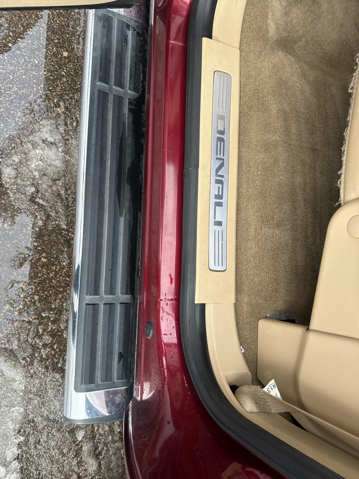 GMC Sierra 3500HD Denali Crew Cab SRW 4WD 2014