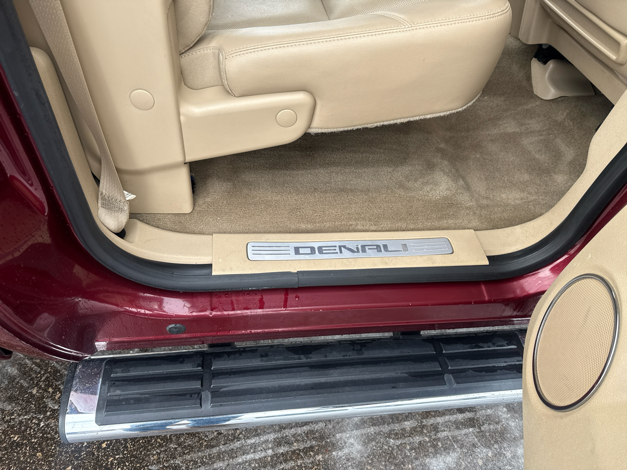 GMC Sierra 3500HD Denali Crew Cab SRW 4WD 2014