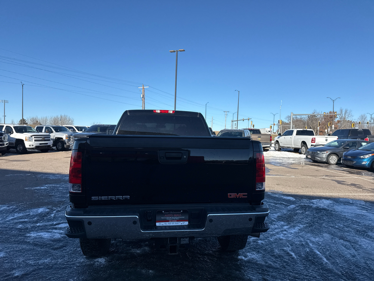 GMC Sierra 3500HD Denali Crew Cab SRW 4WD 2013