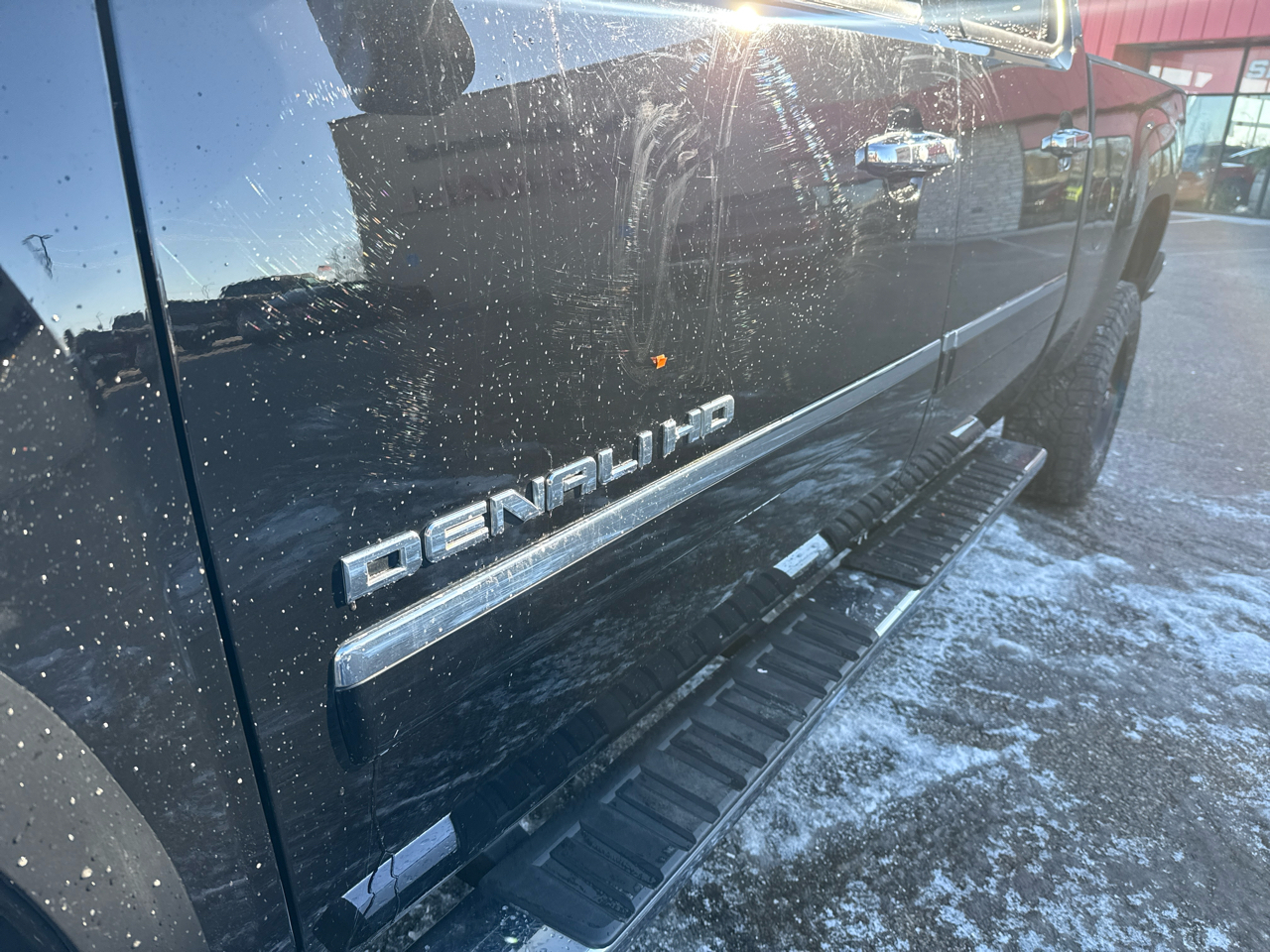 GMC Sierra 3500HD Denali Crew Cab SRW 4WD 2013