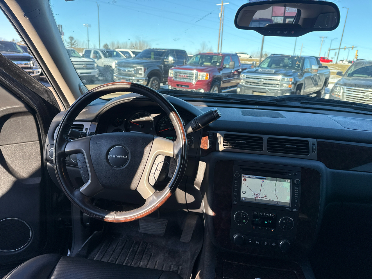 GMC Sierra 3500HD Denali Crew Cab SRW 4WD 2013