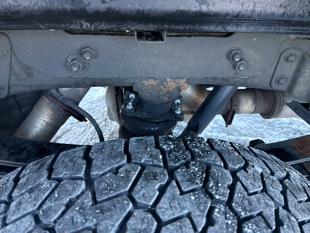 GMC Sierra 3500HD Denali Crew Cab SRW 4WD 2013