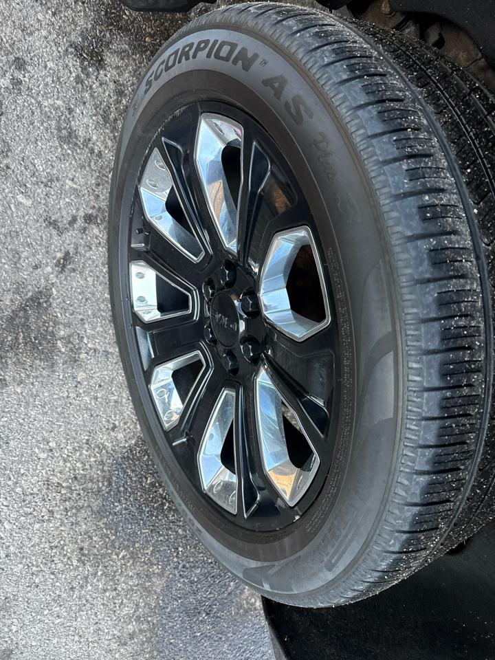 GMC Yukon XL Denali 4WD 2019