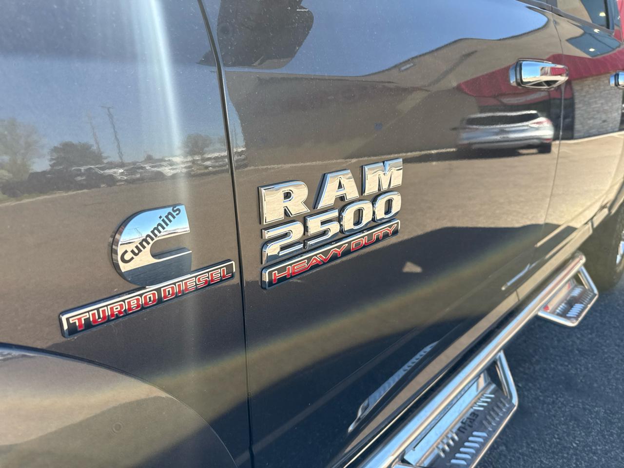 RAM 2500 Laramie Crew Cab SWB 4WD 2018