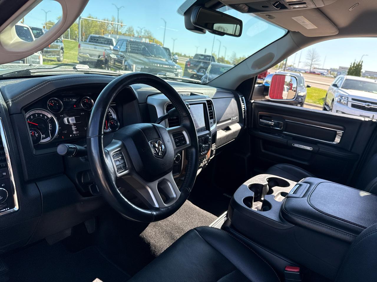 RAM 2500 Laramie Crew Cab SWB 4WD 2018