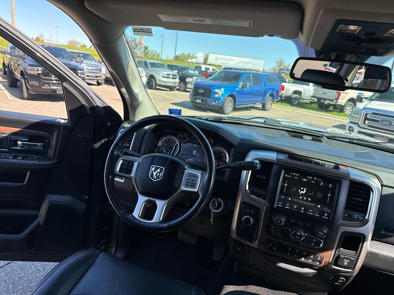 RAM 2500 Laramie Crew Cab SWB 4WD 2018