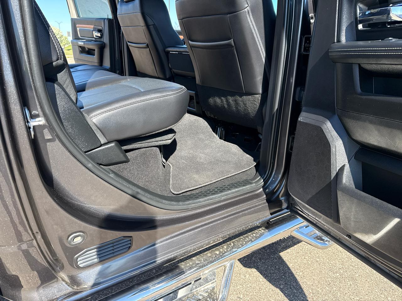RAM 2500 Laramie Crew Cab SWB 4WD 2018