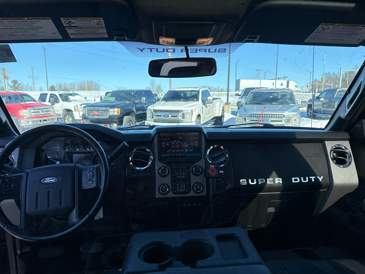 Ford F-350 SD Lariat Crew Cab 4WD 2015