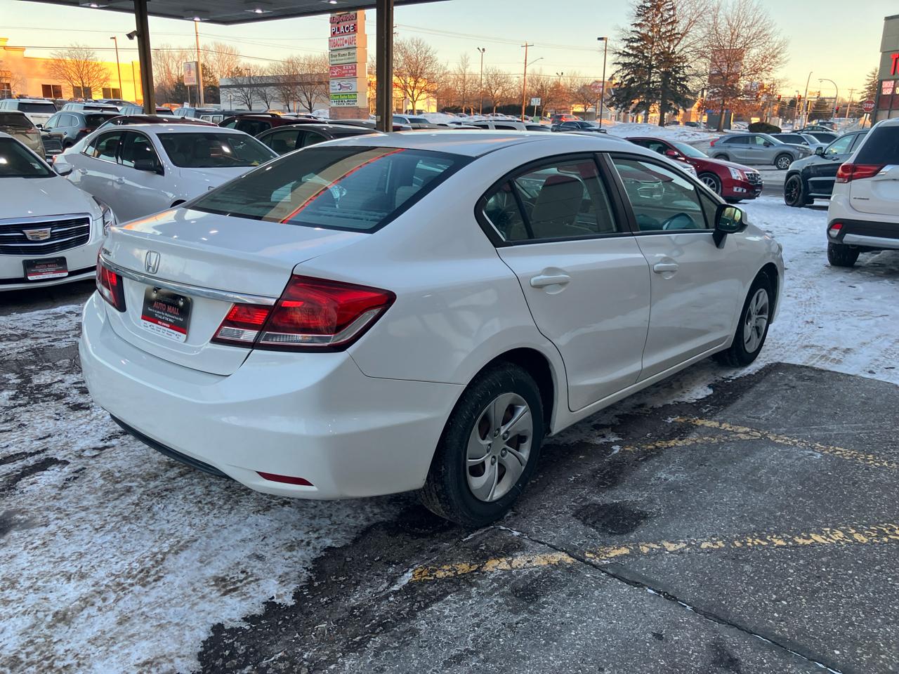 Honda Civic LX 4D Sedan 2013