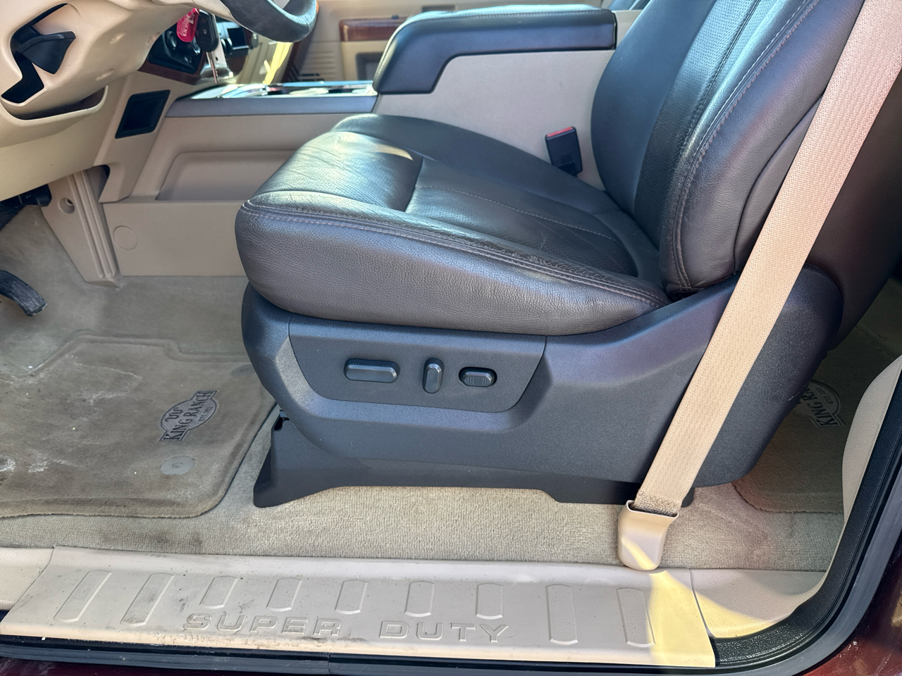 Ford F-250 SD King Ranch Crew Cab 4WD 2015