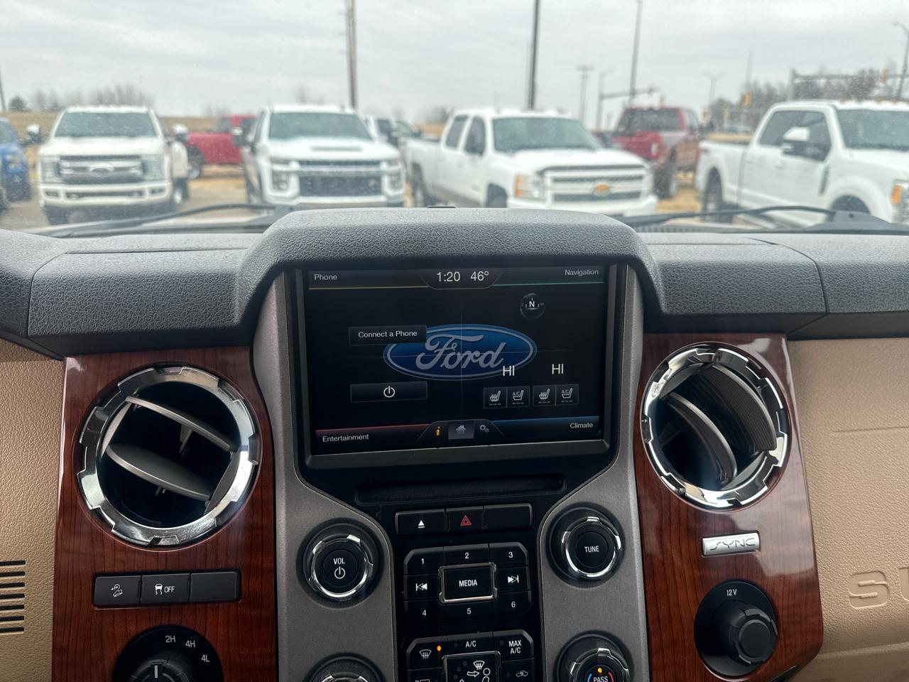 Ford F-250 SD King Ranch Crew Cab 4WD 2015